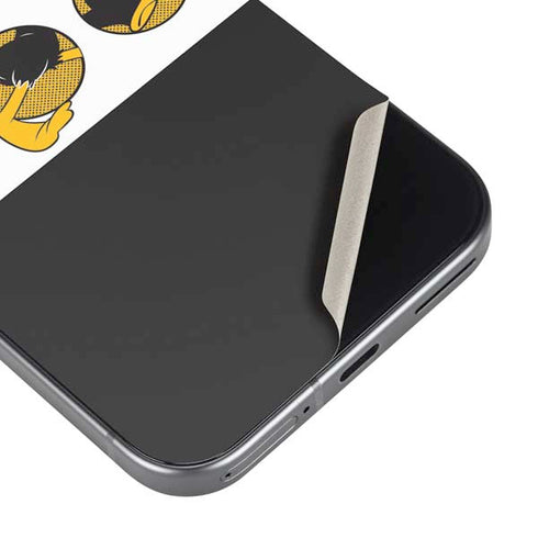 Looney Tunes Daffy Duck Three Circles Pixel 9 Pro XL Skin